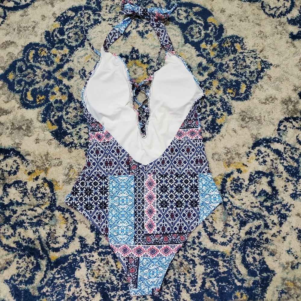 Cupshe Patchwork Print One-Piece Halter Swimsuit M - image 4